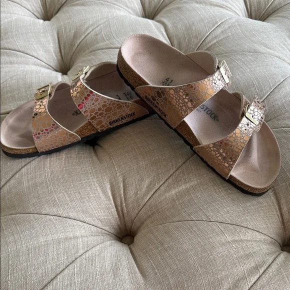 New not Tags Birkenstock women’s Copper Sandals - Picture 6 of 8